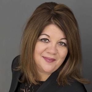 Meet your Posher, Tina